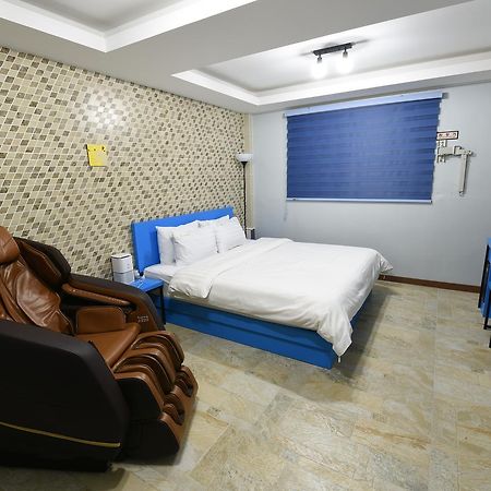 Jecheon Q Motel Экстерьер фото