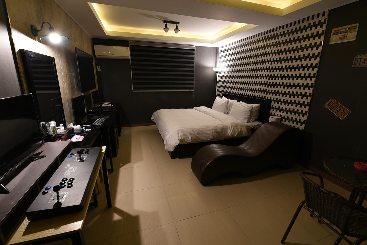Jecheon Q Motel Экстерьер фото