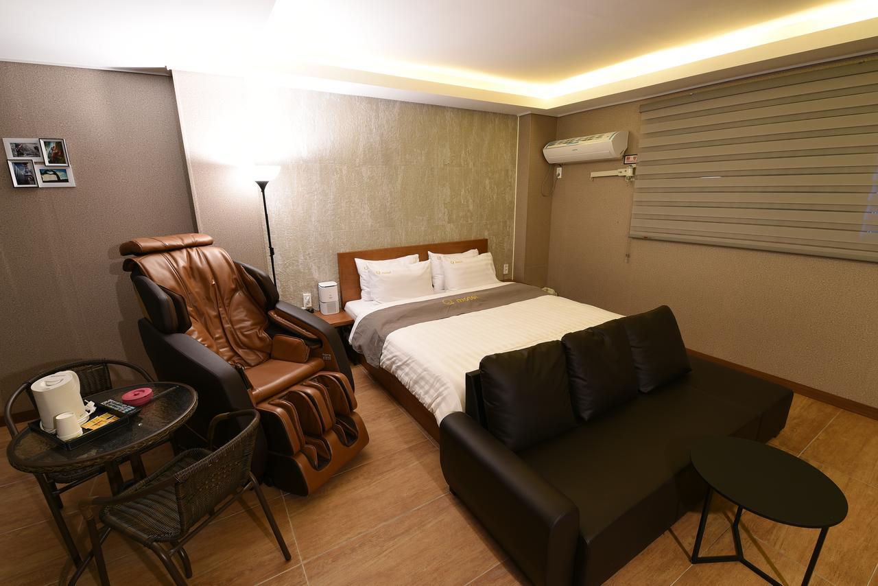 Jecheon Q Motel Экстерьер фото